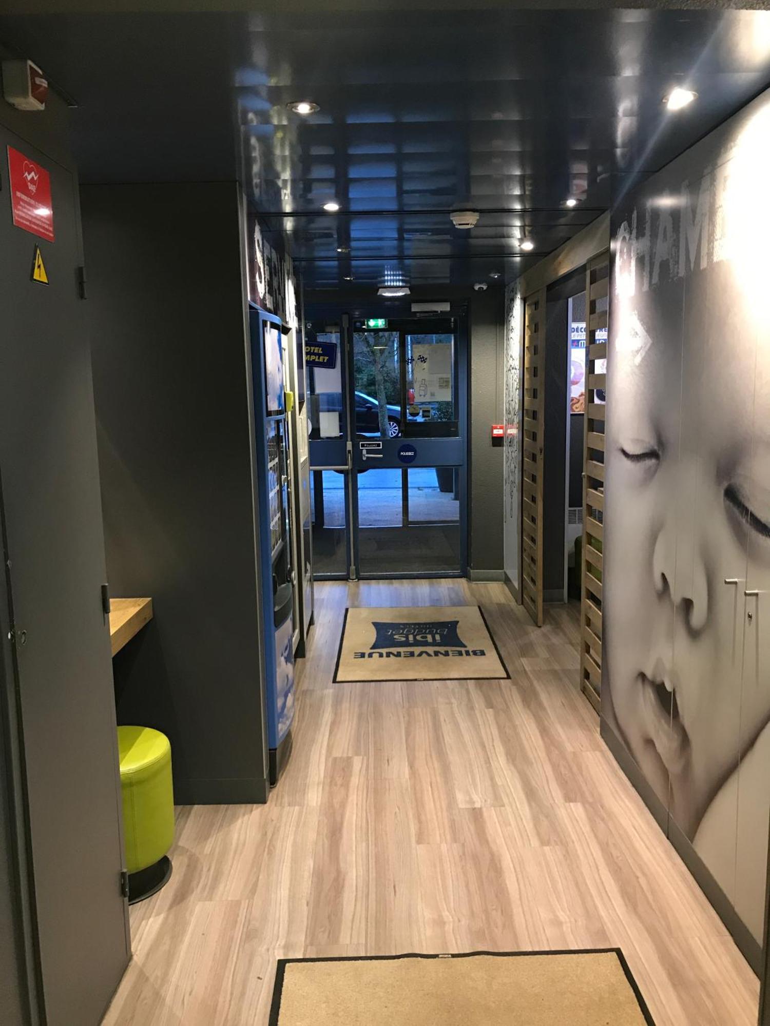 Ibis Budget L'Isle Adam エクステリア 写真