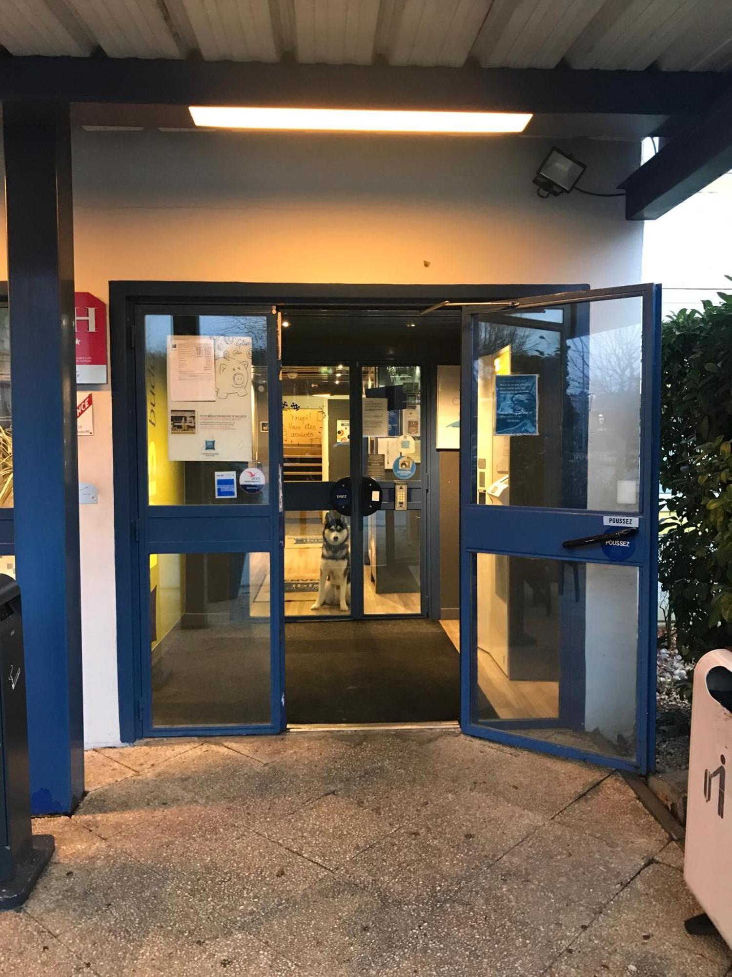 Ibis Budget L'Isle Adam エクステリア 写真