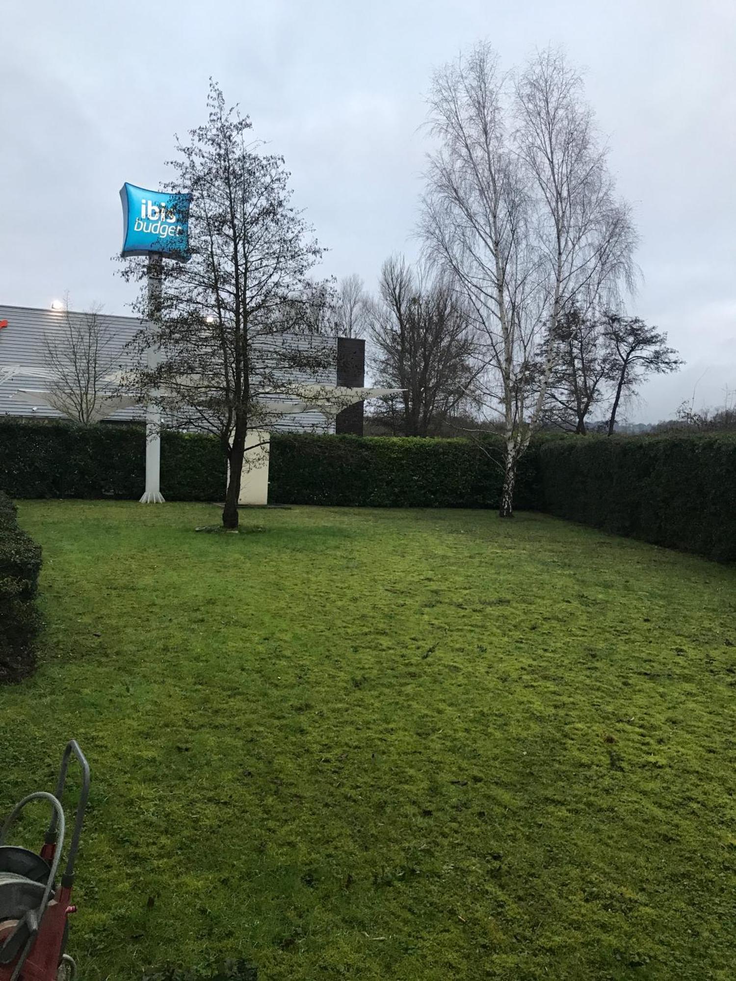 Ibis Budget L'Isle Adam エクステリア 写真
