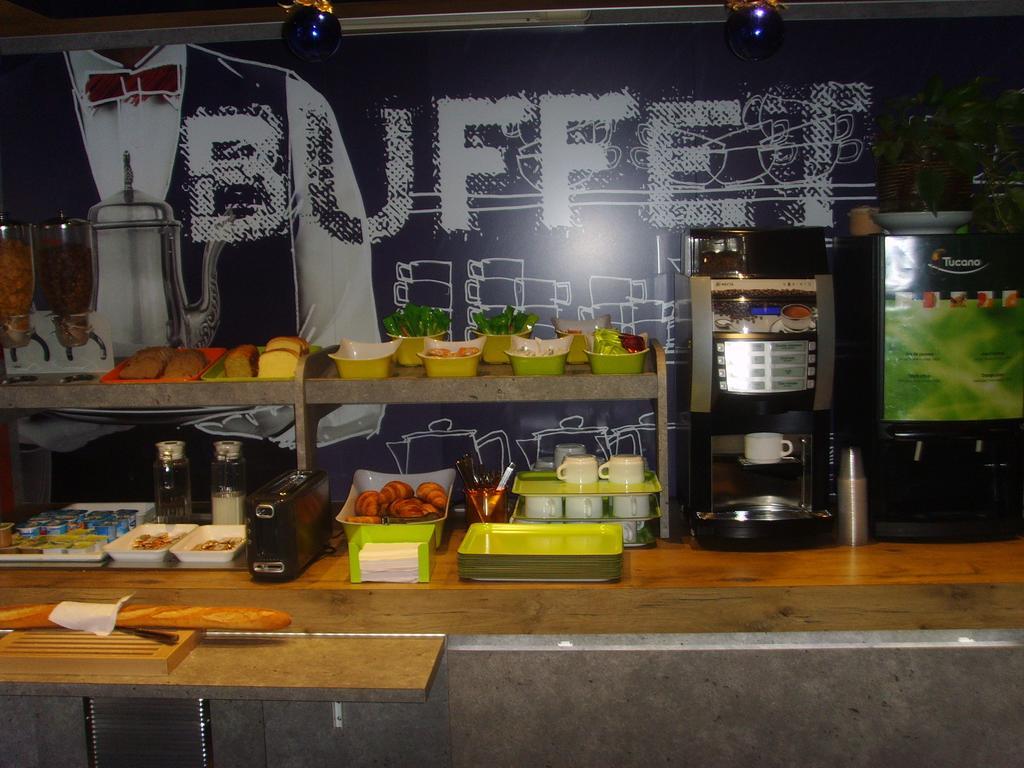 Ibis Budget L'Isle Adam エクステリア 写真